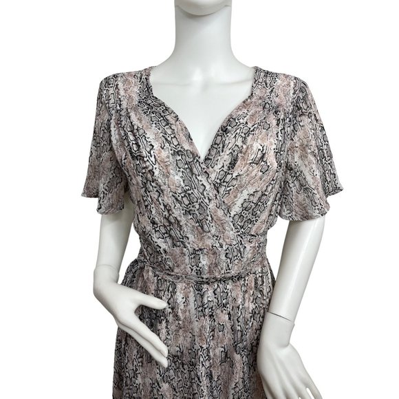 Miami Maxi Dress M Francesca’s Hi/Lo Ruffled Hemline Wrap Around Flutter Sleeves - Picture 6 of 15